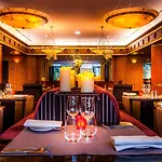 L'hotel Du Collectionneur 5* Paris