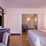 L'hotel Du Collectionneur Parigi