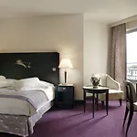 Hotel L'hotel Du Collectionneur