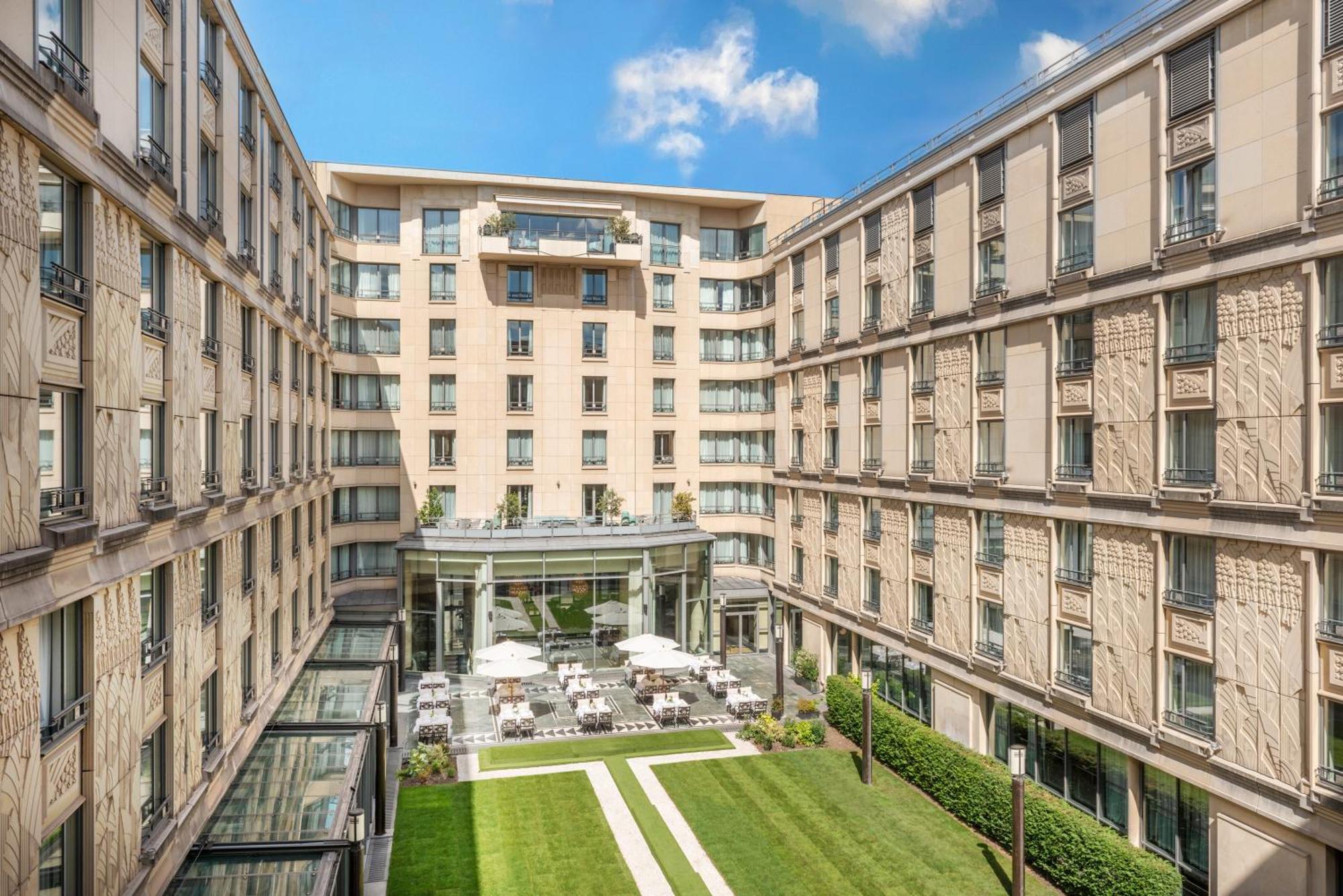 Hotel L'hotel Du Collectionneur Paris